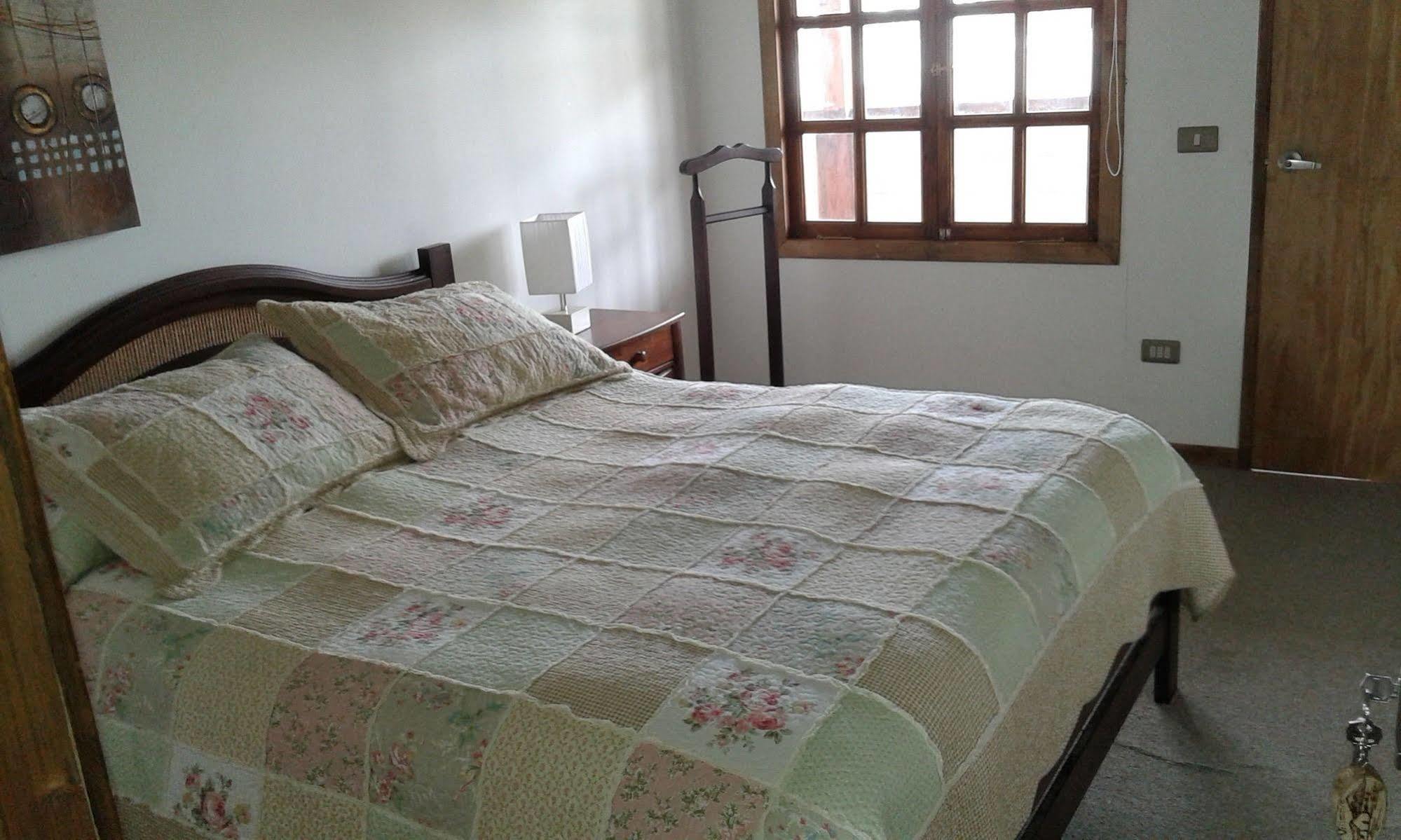 Hostal Valentino Villarrica Exteriör bild